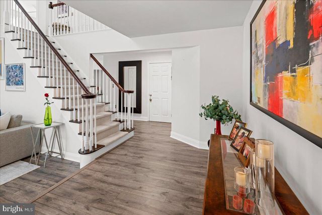 9 CROMWELL CT, Princeton, NJ 08540