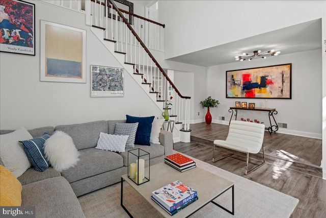 9 CROMWELL CT, Princeton, NJ 08540