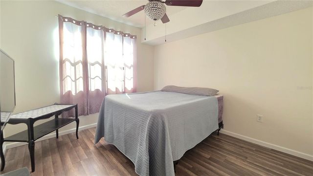 5655 BENTGRASS DRIVE 303, Sarasota, FL 34235