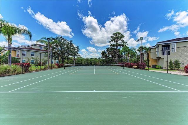 5655 BENTGRASS DRIVE 303, Sarasota, FL 34235