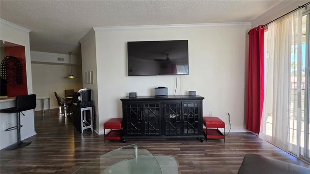 5655 BENTGRASS DRIVE 303, Sarasota, FL 34235