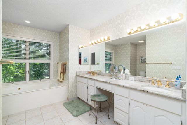 4 Quieto Trace, Hot Springs Village, AR 71909