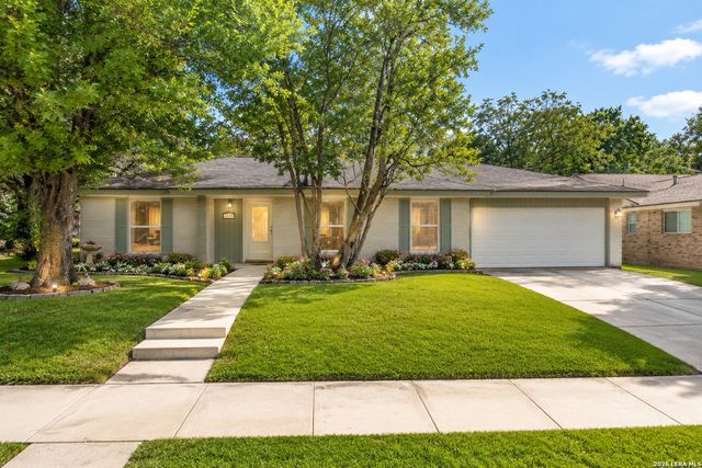 3318 CLEARFIELD DR, San Antonio, TX 78230