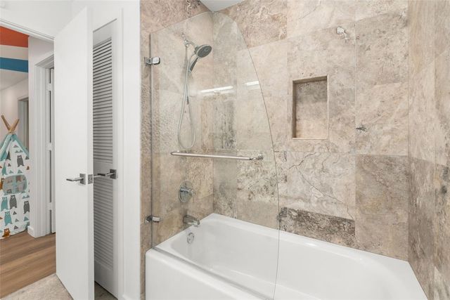 2261 NW 24TH AVENUE, Gainesville, FL 32605