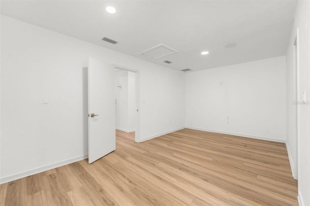 2261 NW 24TH AVENUE, Gainesville, FL 32605