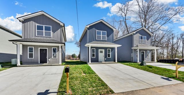 213 Robert St, Clarksville, TN 37040