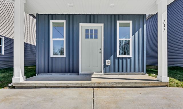 213 Robert St, Clarksville, TN 37040