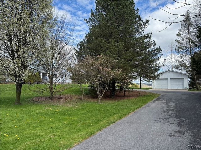 4454 Limeledge Road, Marcellus, NY 13108