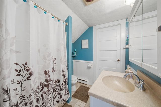 136 Bedford Rd, Woburn, MA 01801