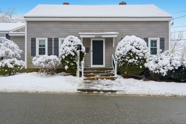 136 Bedford Rd, Woburn, MA 01801