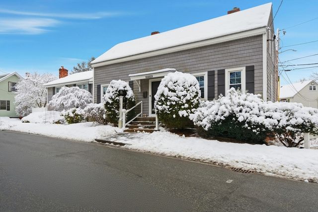 136 Bedford Rd, Woburn, MA 01801