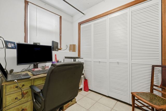 136 Bedford Rd, Woburn, MA 01801