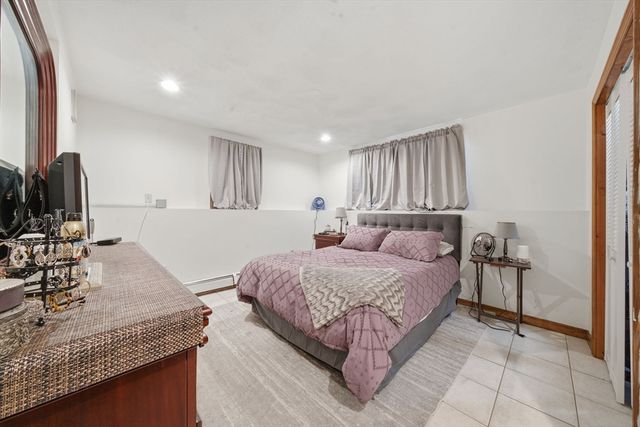 136 Bedford Rd, Woburn, MA 01801