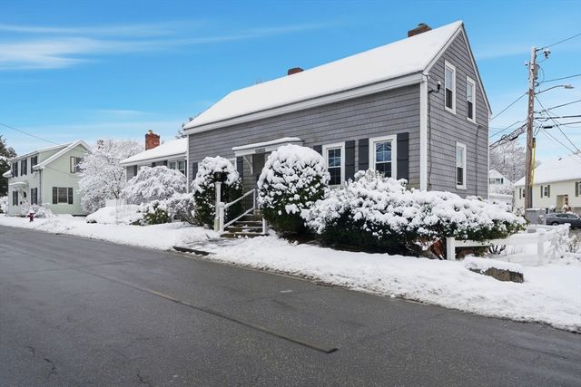 136 Bedford Rd, Woburn, MA 01801