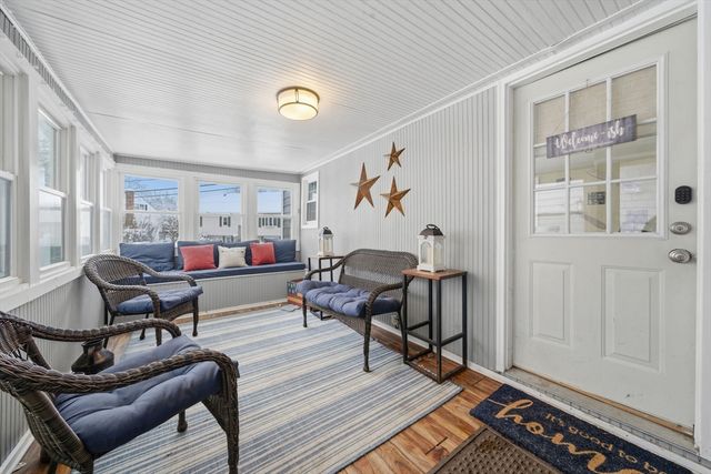 136 Bedford Rd, Woburn, MA 01801