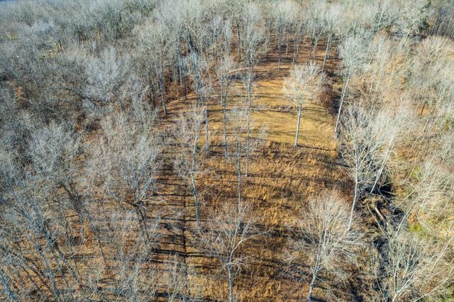 164 Lewis Cir, Dover, TN 37058