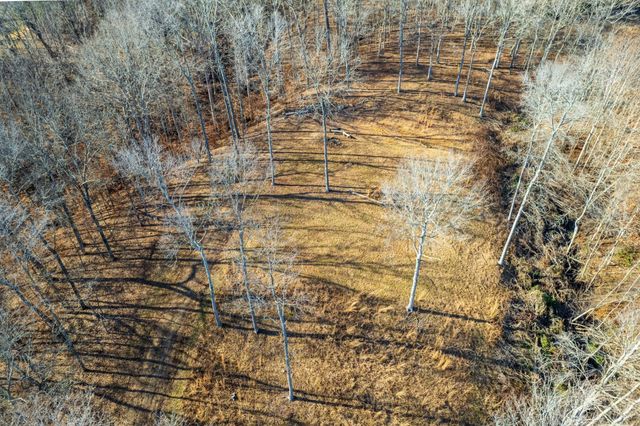 164 Lewis Cir, Dover, TN 37058