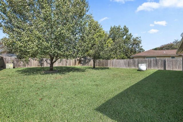 17511 Jolly Boat Drive, Crosby, TX 77532