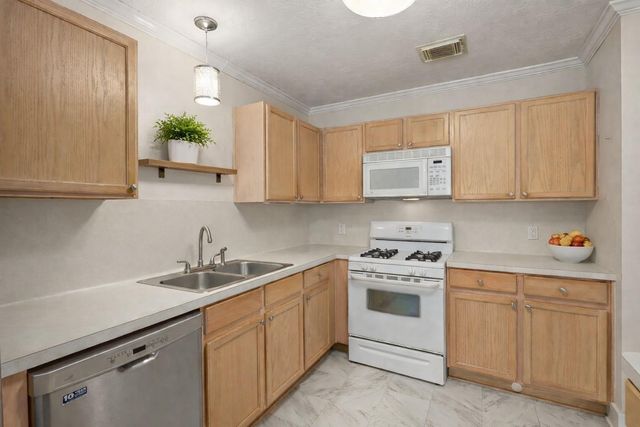 17511 Jolly Boat Drive, Crosby, TX 77532