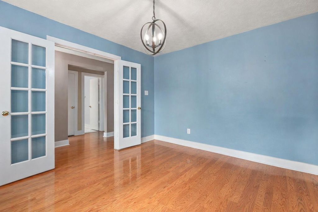 Image 11 of property listing at 17511 Jolly Boat Drive, Crosby, TX 77532