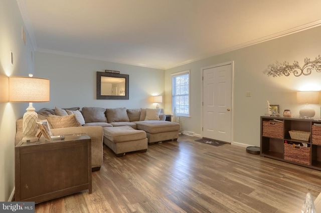 24 GRASSHOPPER CT, Myerstown, PA 17067