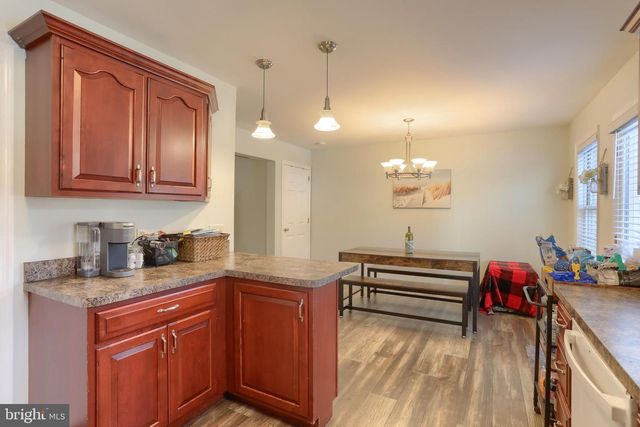 24 GRASSHOPPER CT, Myerstown, PA 17067