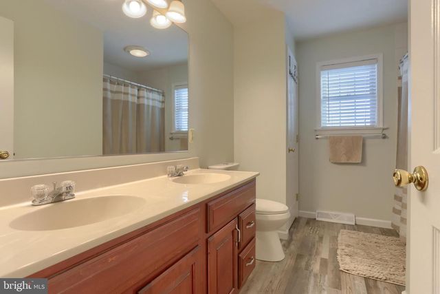 24 GRASSHOPPER CT, Myerstown, PA 17067