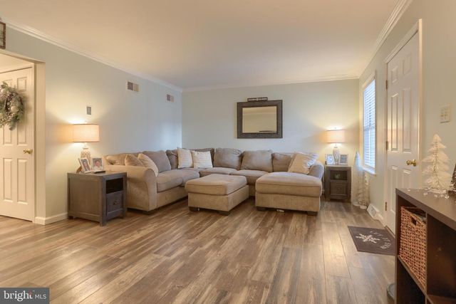 24 GRASSHOPPER CT, Myerstown, PA 17067