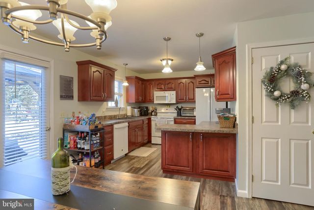 24 GRASSHOPPER CT, Myerstown, PA 17067