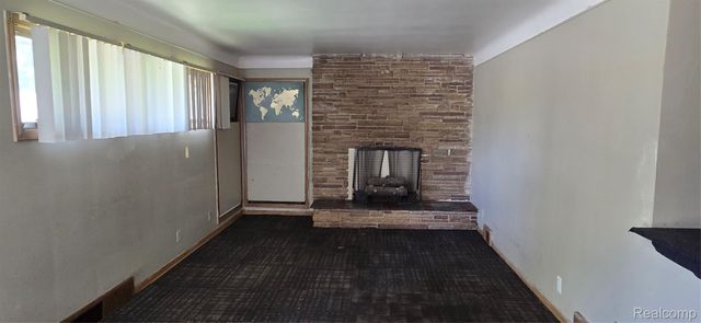 14859 Greenfield Road, Detroit, MI 48227
