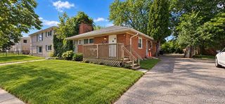 14859 Greenfield Road, Detroit, MI 48227