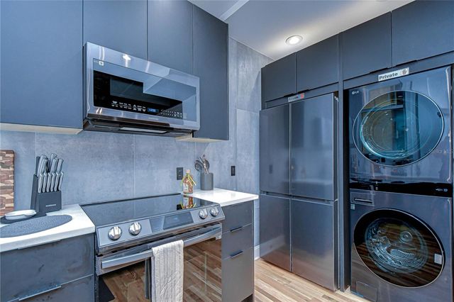 215 CENTRAL AVENUE 2B, St Petersburg, FL 33701