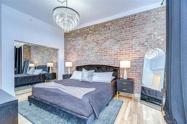 215 CENTRAL AVENUE 2B, St Petersburg, FL 33701