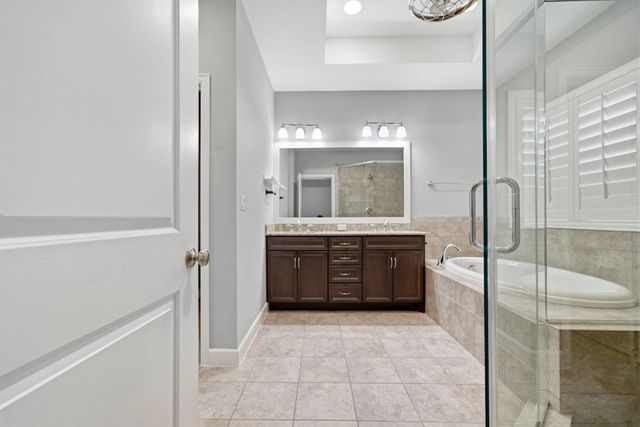 4926 Ella Boulevard, Houston, TX 77018