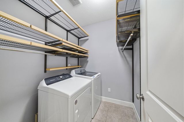 4926 Ella Boulevard, Houston, TX 77018