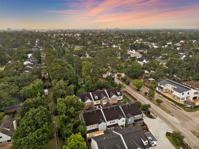 4926 Ella Boulevard, Houston, TX 77018