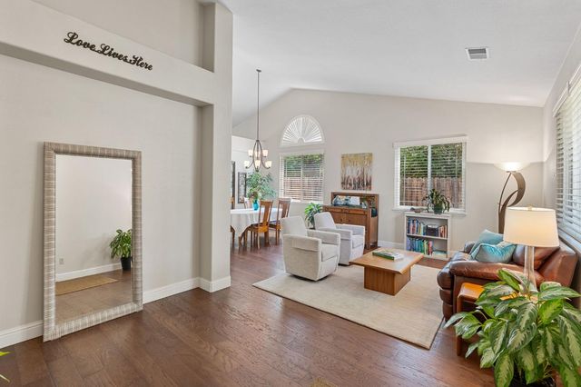 2741 Fleet Cir, Rocklin, CA 95765