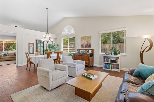 2741 Fleet Cir, Rocklin, CA 95765