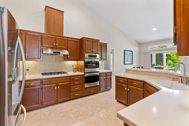 2741 Fleet Cir, Rocklin, CA 95765