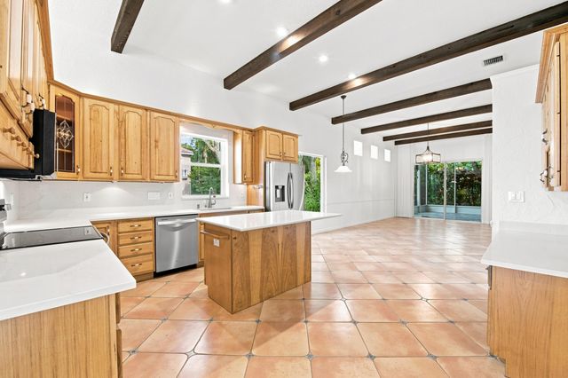 8552 VIA GIARDINO, Boca Raton, FL 33433