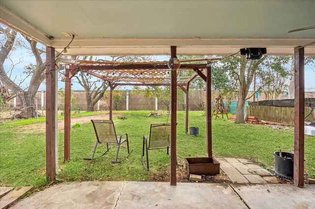 5747 Greencraig Drive, Houston, TX 77035