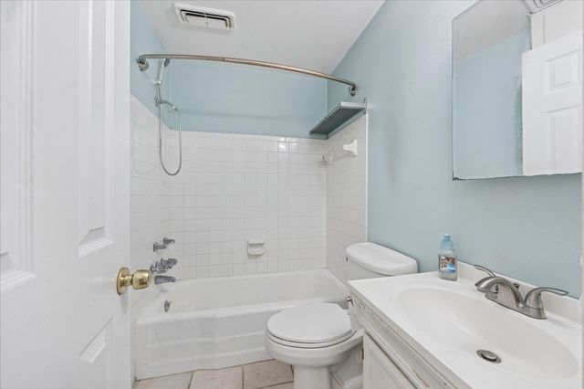 5747 Greencraig Drive, Houston, TX 77035