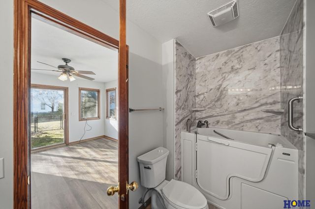 2431 Dodge Street, Lincoln, NE 68521