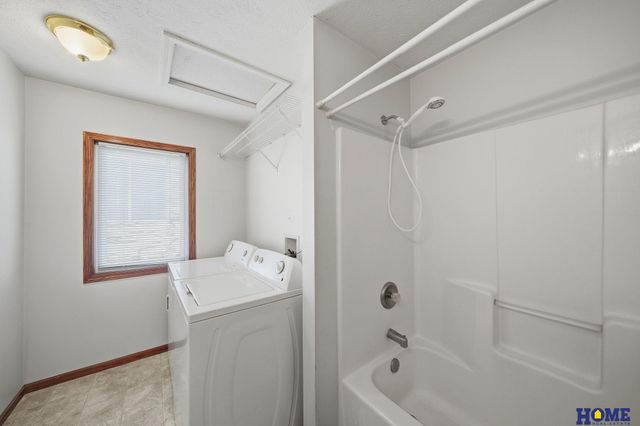 2431 Dodge Street, Lincoln, NE 68521