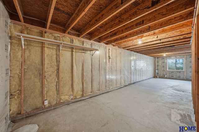 2431 Dodge Street, Lincoln, NE 68521