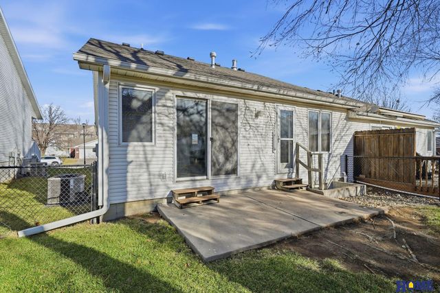 2431 Dodge Street, Lincoln, NE 68521
