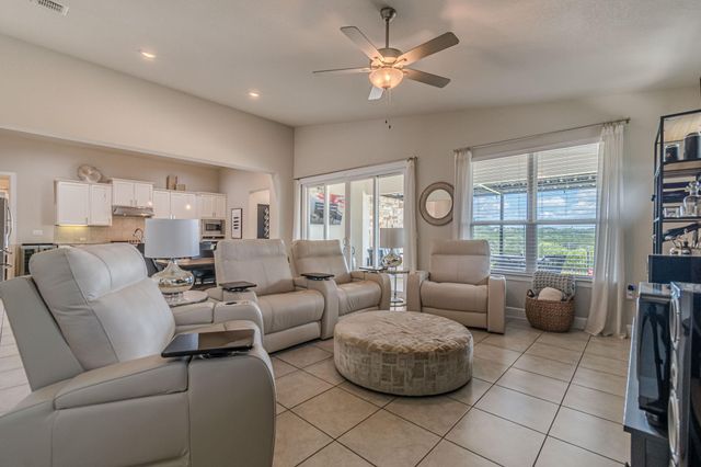 228 Cruising Oak ST, San Marcos, TX 78666