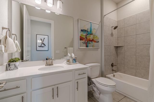228 Cruising Oak ST, San Marcos, TX 78666
