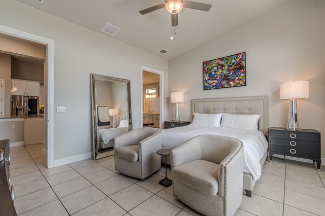 228 Cruising Oak ST, San Marcos, TX 78666