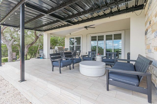 228 Cruising Oak ST, San Marcos, TX 78666